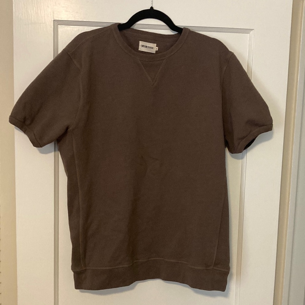 Taylor Stitch Short Sleeve Filmore Crew Sweatshirt. Brown Walnut. Size 44 XL